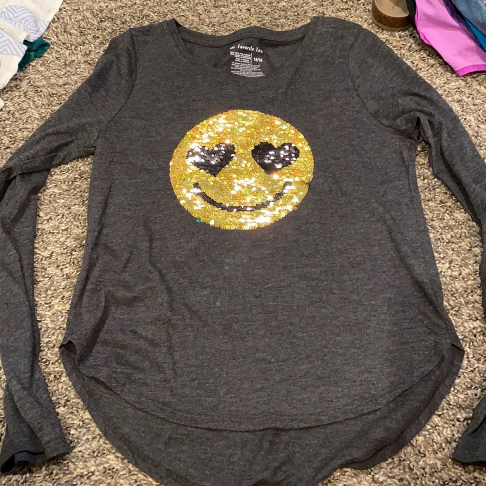 Girls Long sleeve flip tee. Sz 14-16 NWOT